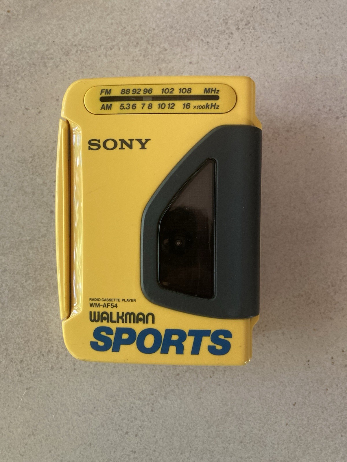 Vintage 1989 Sony Sports Walkman WM-AF54 Yellow AM/FM Cassette Player Tested