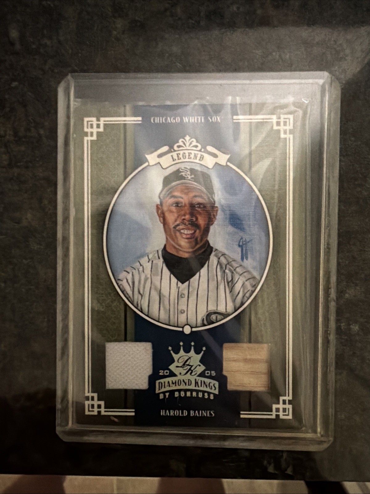 2005 Donruss Harold Baines Diamon King Dual Jersey & Bat Car