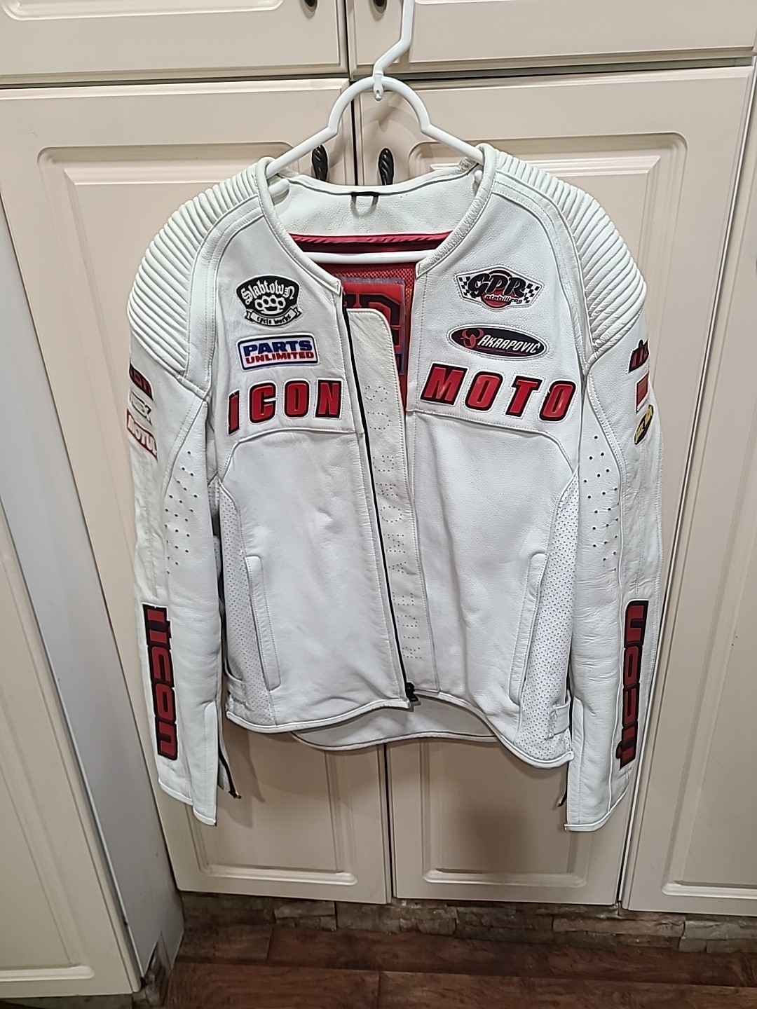 Vintage WHITE ICON AUTOMAG MOTO Leather Motorcycle Jacket – Large VERY NICE Vintage WHITE ICON AUTOMAG MOTO Leather Motorcycle Jacket – Large VERY NICE