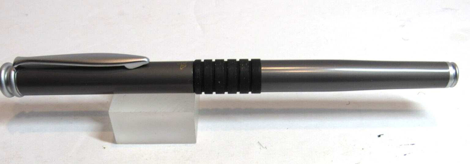 Terzetti Crown DK GREY Metal Fountain Pen Iridium M Nib+Converter/Gift Box+Pouch