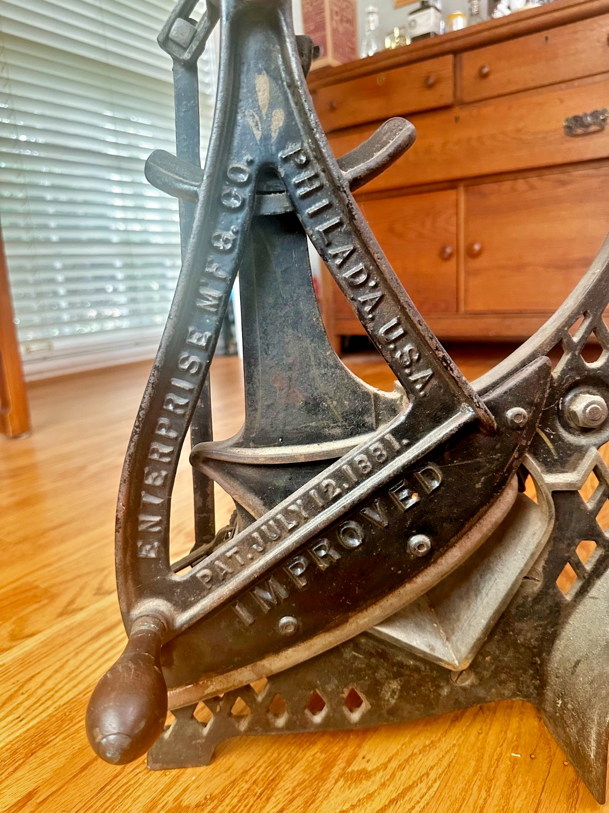 Antique c.1901 Enterprise MFG. Co. No. 23  Cast Iron Meat Slicer