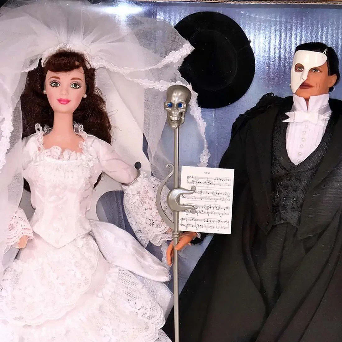 1998 The Phantom of the Opera Barbie® Giftset MINT CONDITION - INVESTMENT GRADE