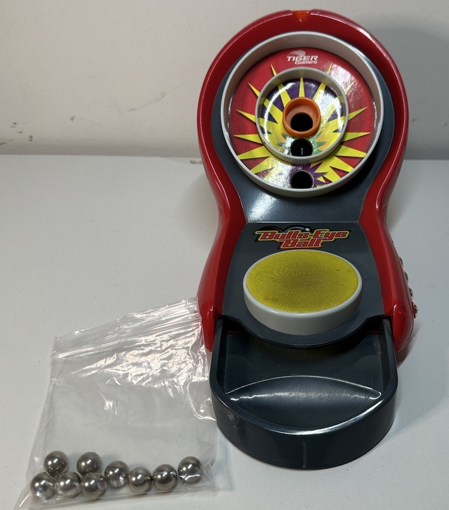 Bulls-Eye Ball Electronic Mini Skee-Ball Game with  9 Balls Tested Works