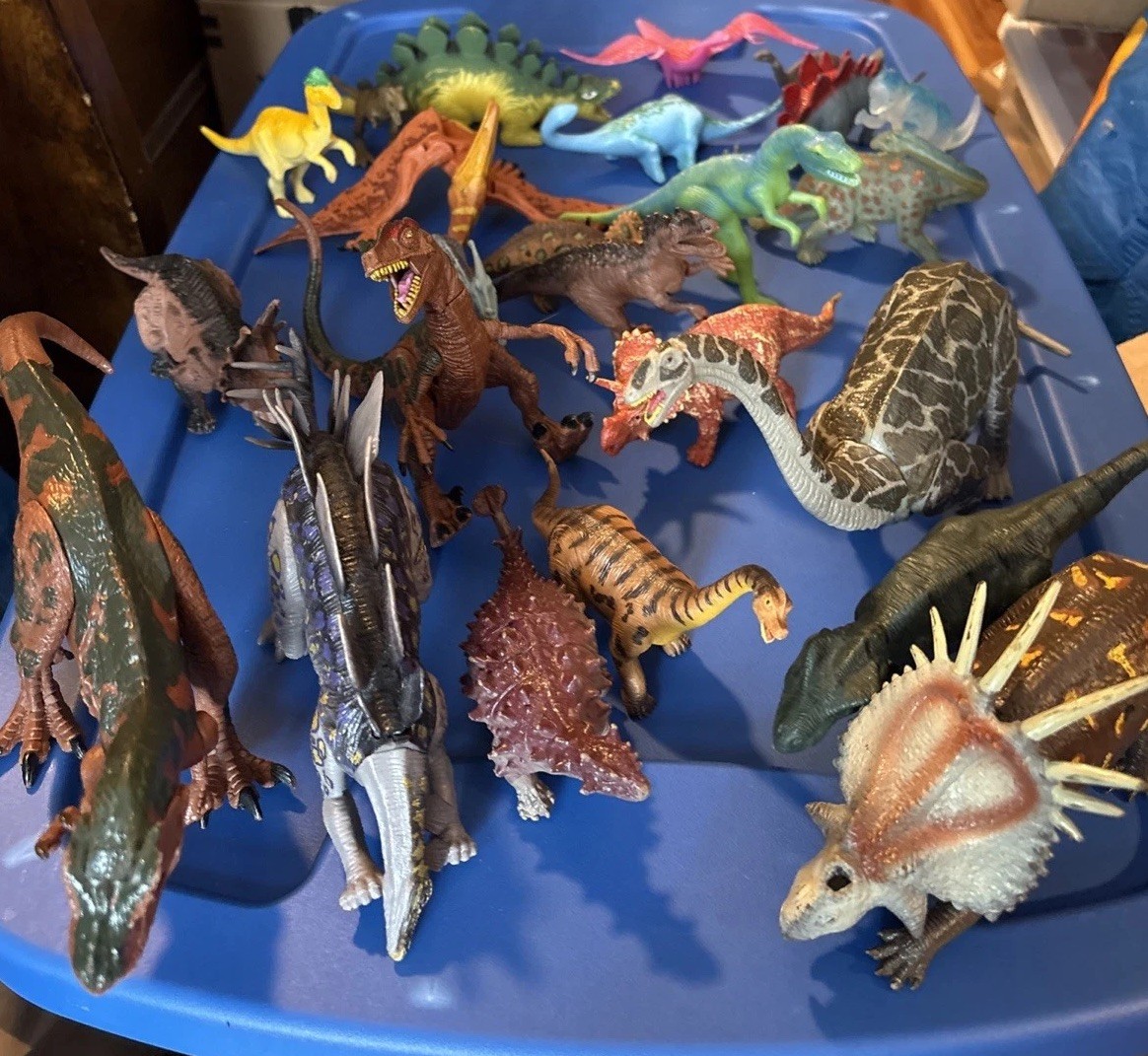 Vintage Lot Plastic Dinosaurs Jurassic Imperial Greenbrier Safari LTD Discovery Vintage Lot Plastic Dinosaurs Jurassic Imperial Greenbrier Safari LTD Discovery