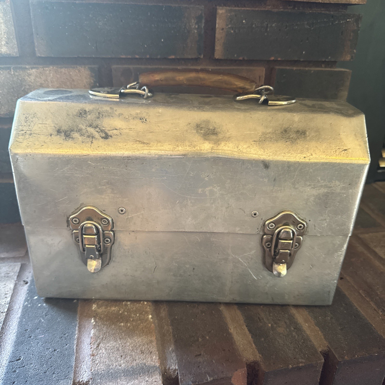 Vintage Excelsior Stamford CT Aluminum Lunchbox Miners Pail Bakelite Handle