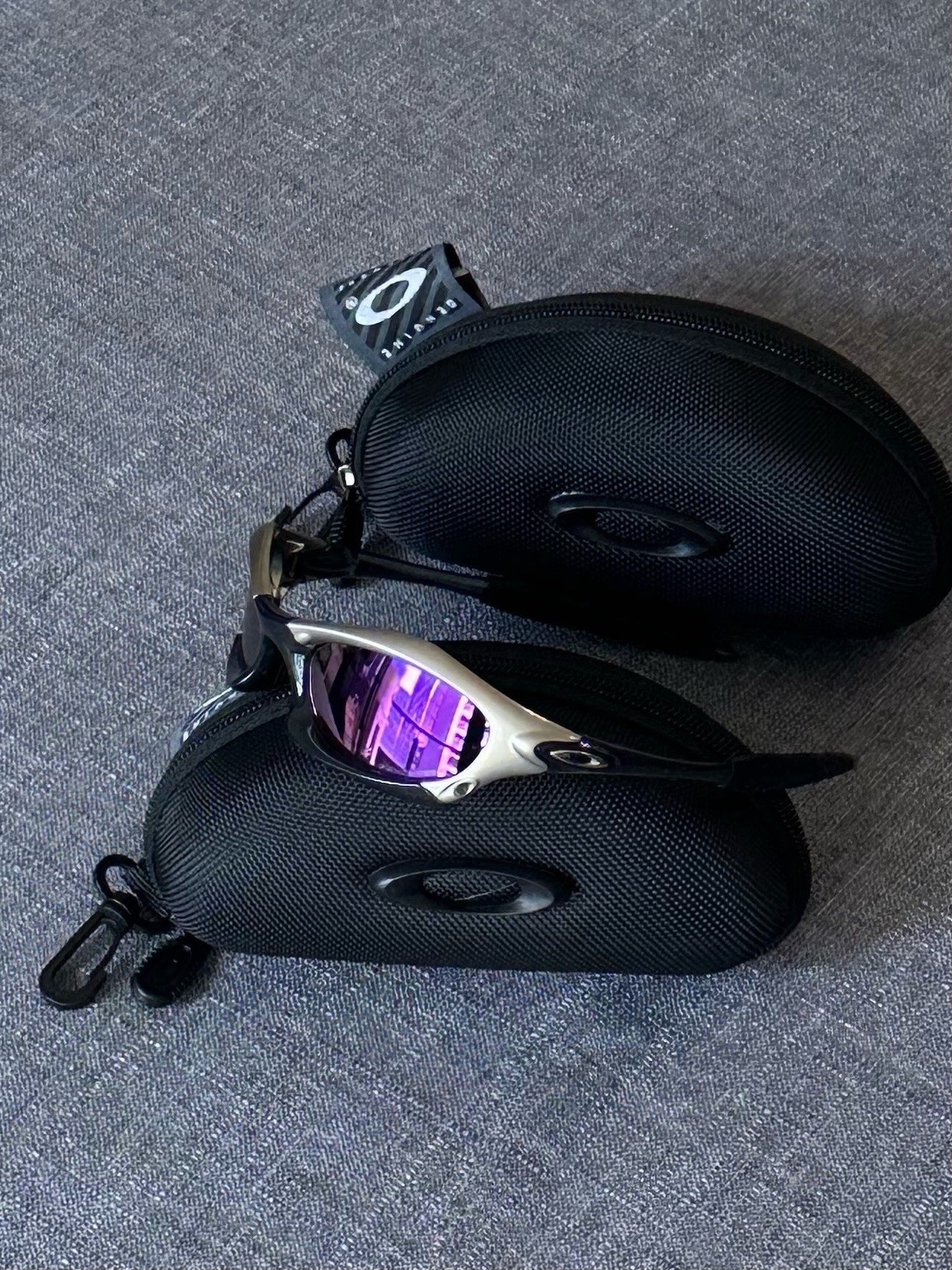 Vintage Oakley Splice Sunglasses: Polished Silver Frame, Purple Lenses