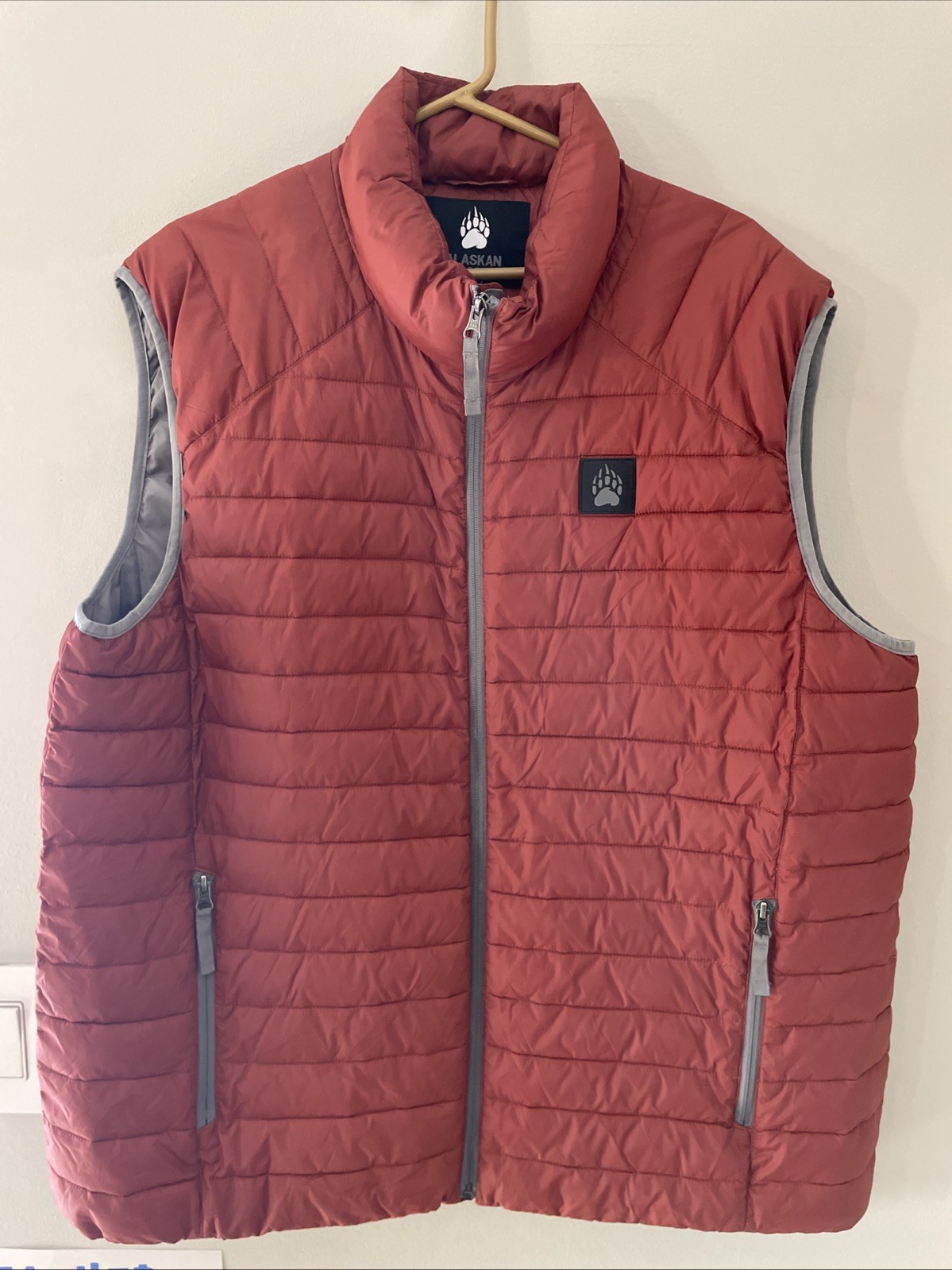 Duluth Trading/Alaskan Hardgear-Mens Large-Quilted Puffer Vest Blue AKHG 3237-34 Duluth Trading/Alaskan Hardgear-Mens Large-Quilted Puffer Vest Blue AKHG 3237-34