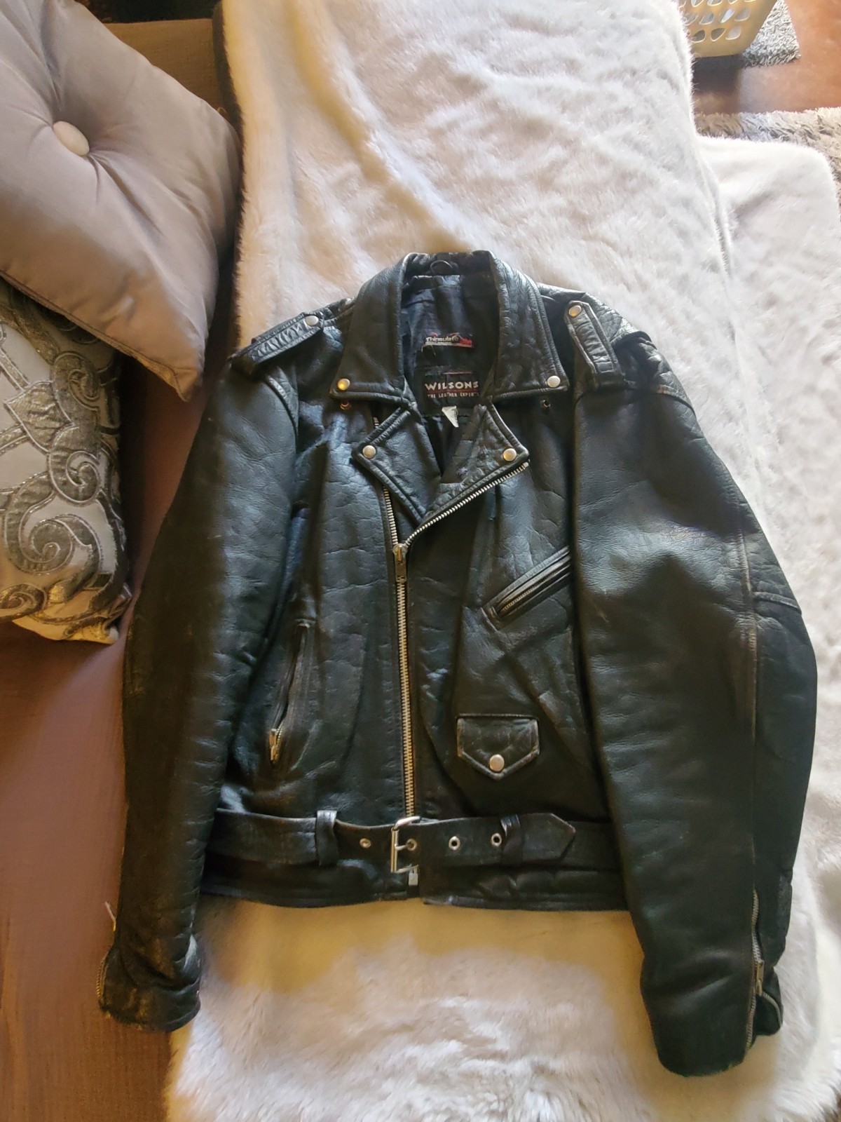 Wilsons Black Leather Moto Biker Jacket Men’s Size 44 Fits XL Broken In