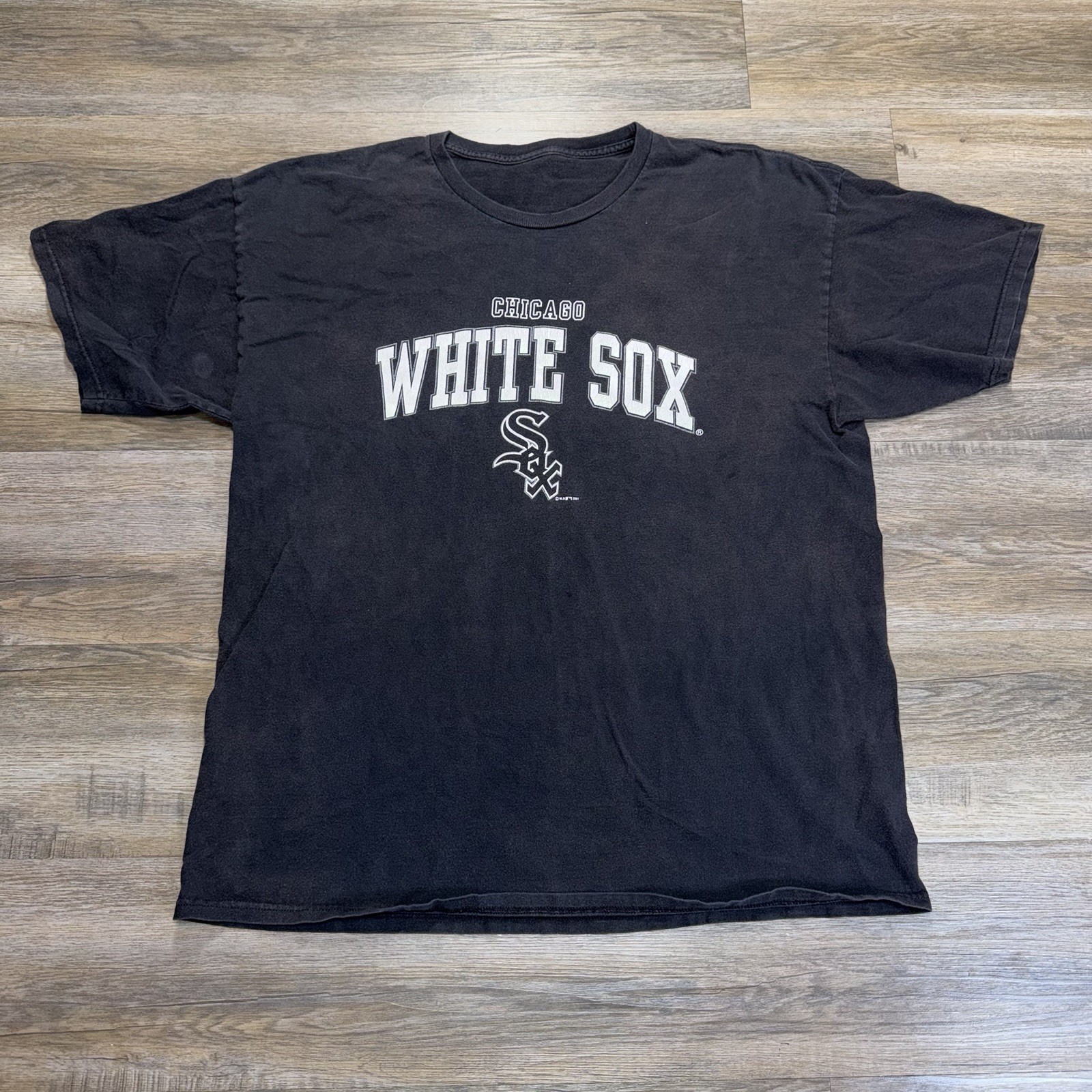 Vintage Faded Black Chicago White Sox Shirt Mens XL Short-Sleeve Spell-Out MLB