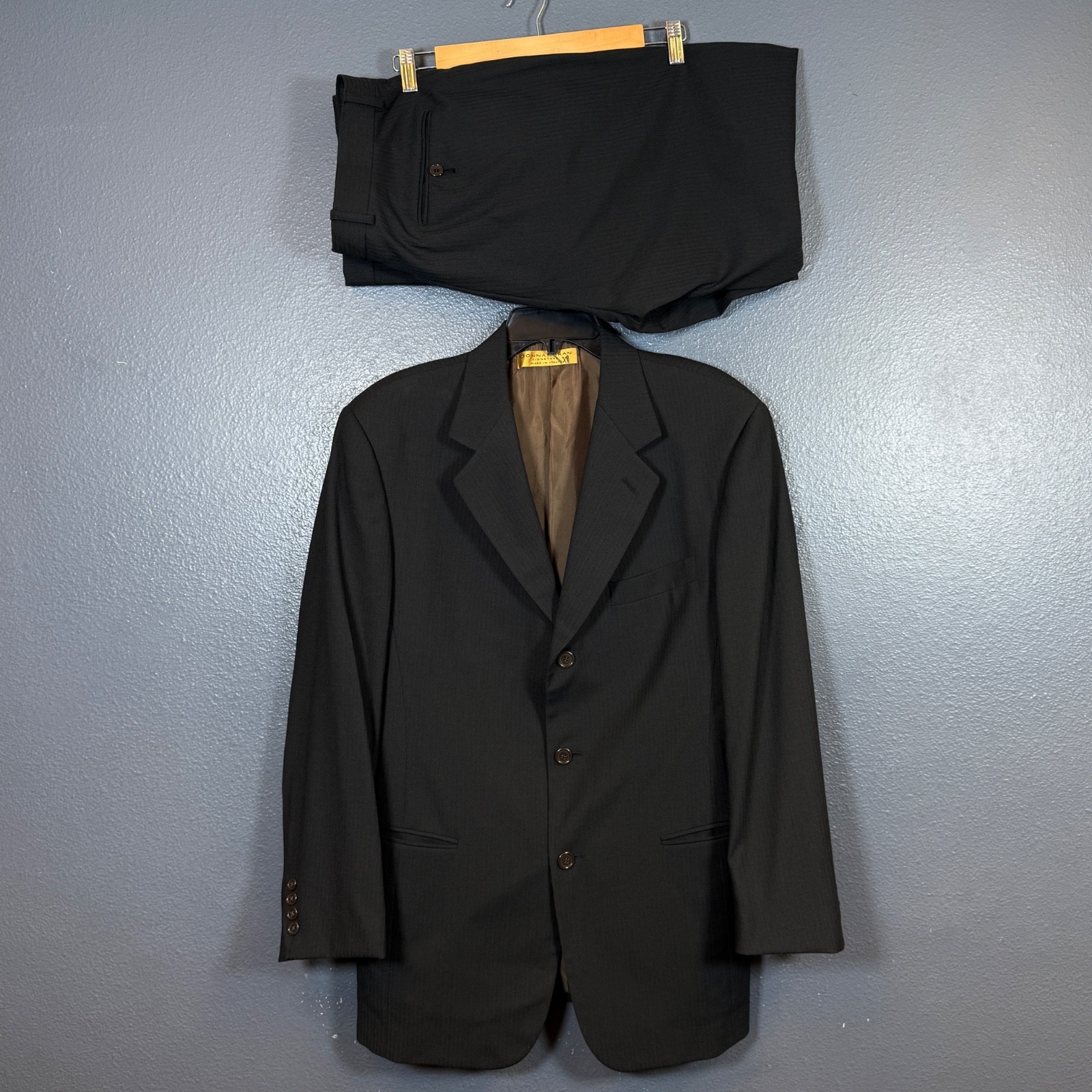 Donna Karan 40us men’s black 100% wool suit jacket blazer w pants made in Italy