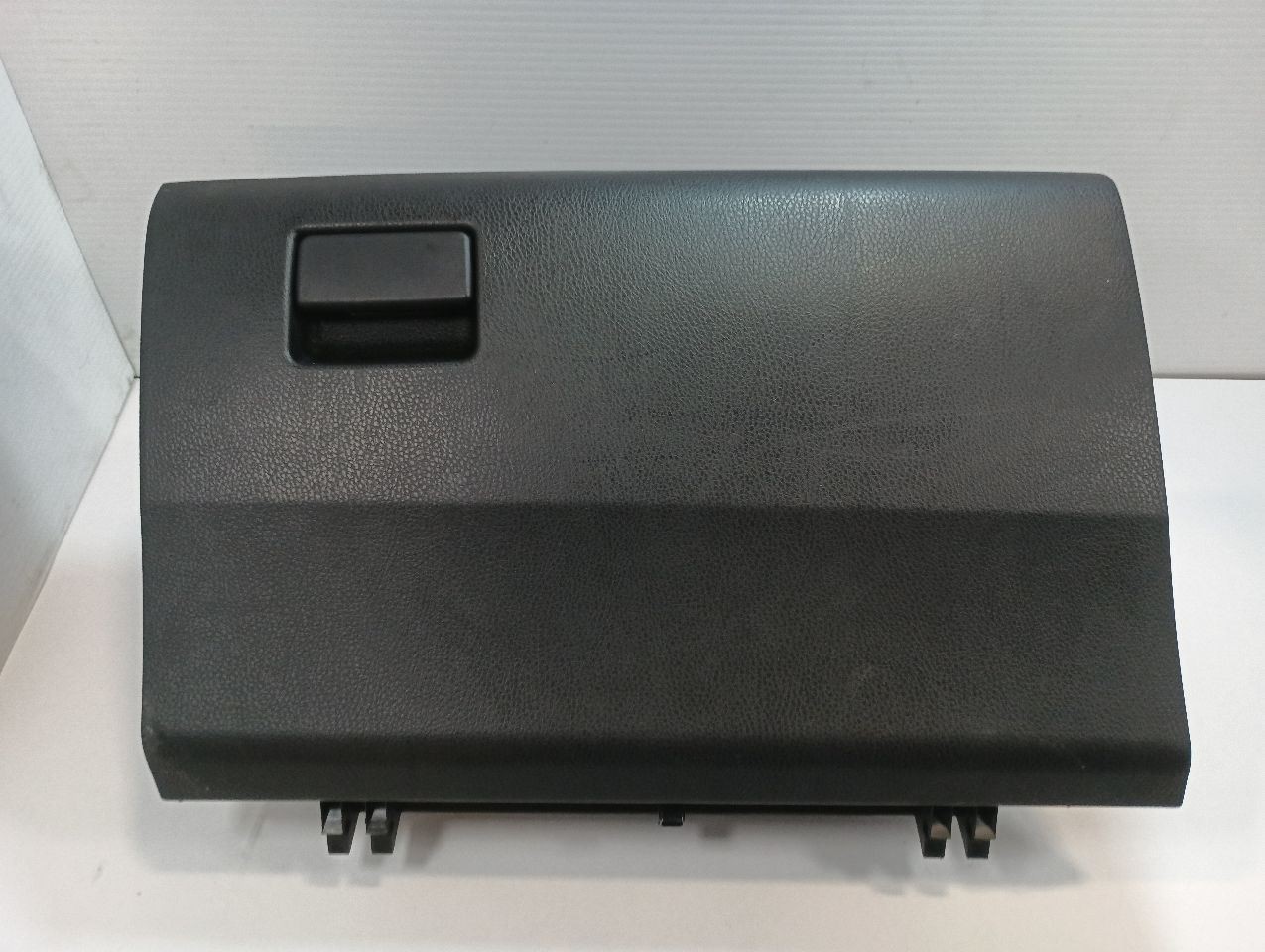 2013-18 RAV 4 Glove Box Assembly (12505359