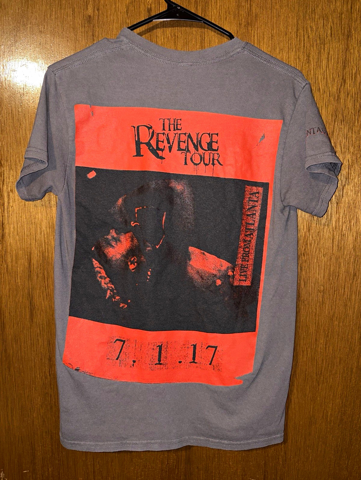 Size Mens S XXXTENTACION Revenge Tour 2017 Official Tour Merch Graphic T-Shirt Size Mens S XXXTENTACION Revenge Tour 2017 Official Tour Merch Graphic T-Shirt