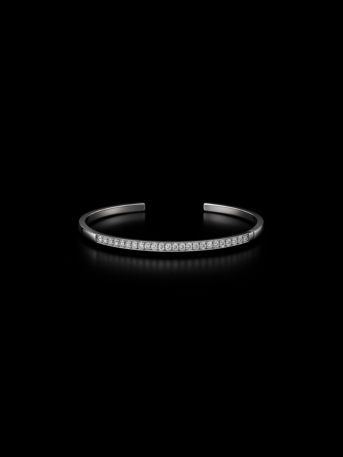 Lab-Grown Diamond Open Bangle – 0.96ct Lab-Grown Diamond Open Bangle – 0.96ct