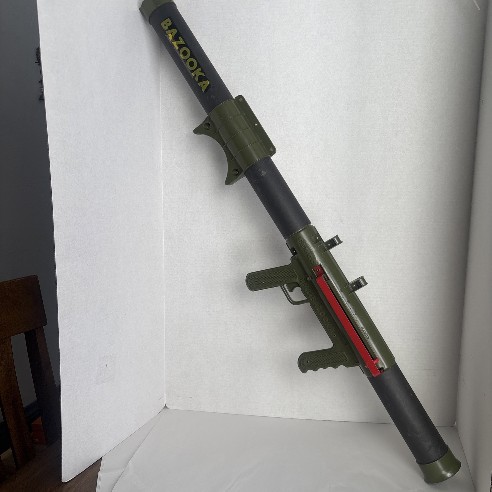Vintage 1967 Remco BAZOOKA Rocket Gun USMC Toy - No Rockets - READ Vintage 1967 Remco BAZOOKA Rocket Gun USMC Toy - No Rockets - READ