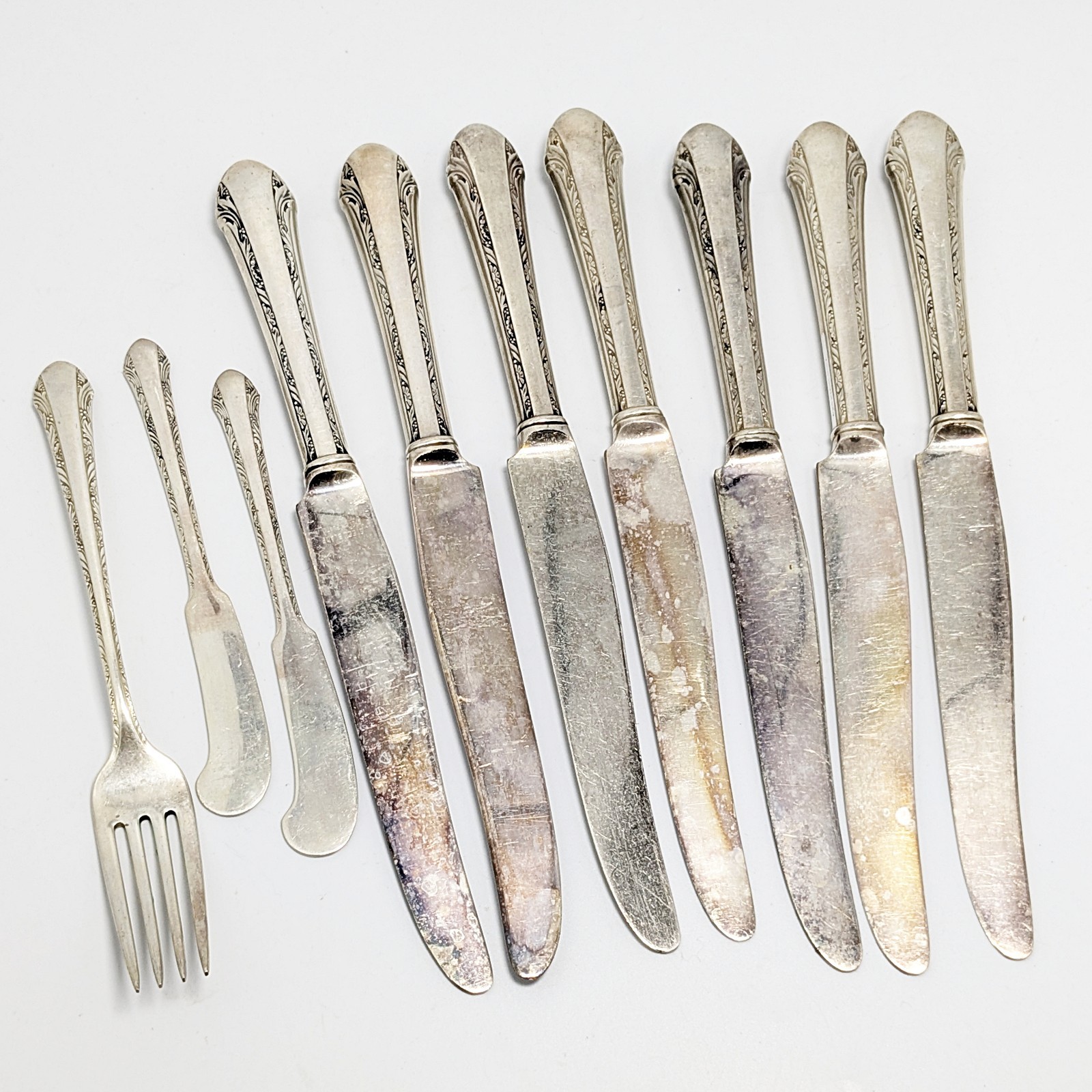 Alvin Sterling Silver 604 grams Chased Romantique 10pcs Fair Condition