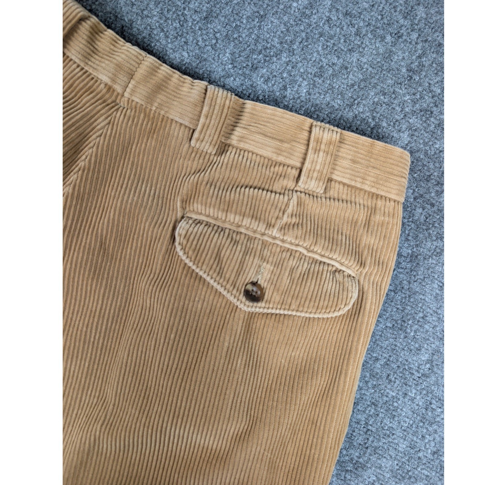 Vtg LL Bean Corduroy Pants Mens 37 Tan Khaki Pleated Wide Wale Trousers Vtg LL Bean Corduroy Pants Mens 37 Tan Khaki Pleated Wide Wale Trousers