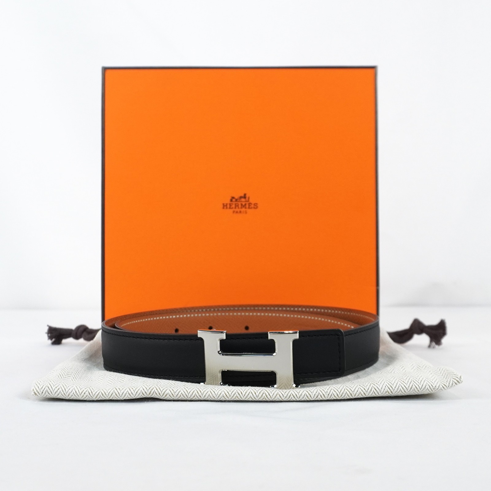 Hermes Reversible Leather Belt In Black/Gold With Silver Buckle - Size FR 70