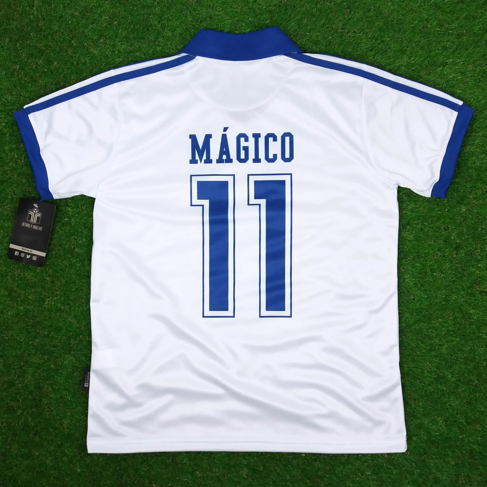 El Salvador, Men´s Retro Soccer Jersey, 1982 Mágico #11, White (Tallaje Grande)