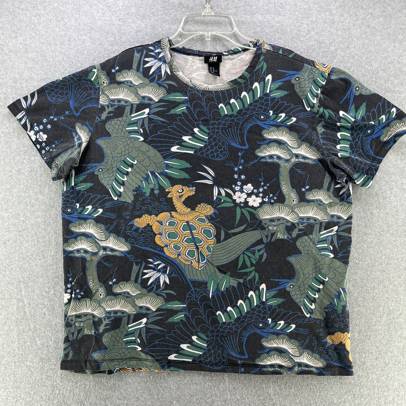 H&M Teens T Shirt XL X-Large Animal Print Short Sleeve Cotton Multi Color Casual