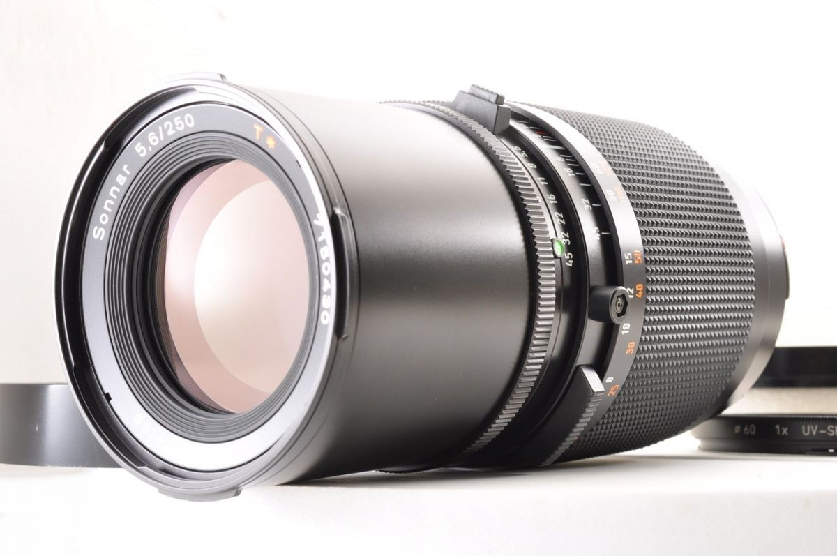 Hasselblad Carl Zeiss Sonnar T* CF 250mm f/5.6 MF Lens w/Filter *Near Mint #5305
