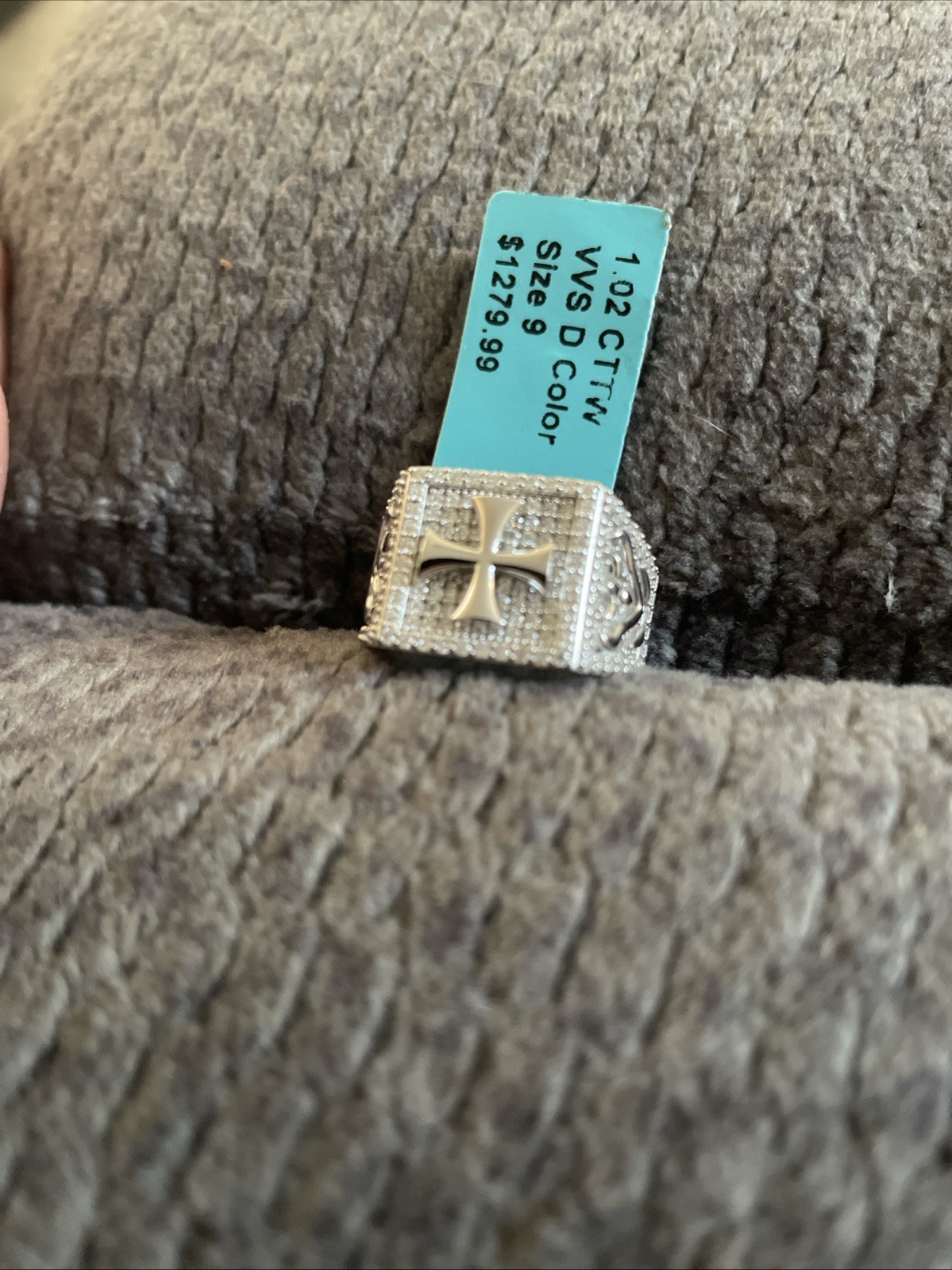 Beautiful Mens Size 9 Brand New Expensive Ring Beautiful Mens Size 9 Brand New Expensive Ring