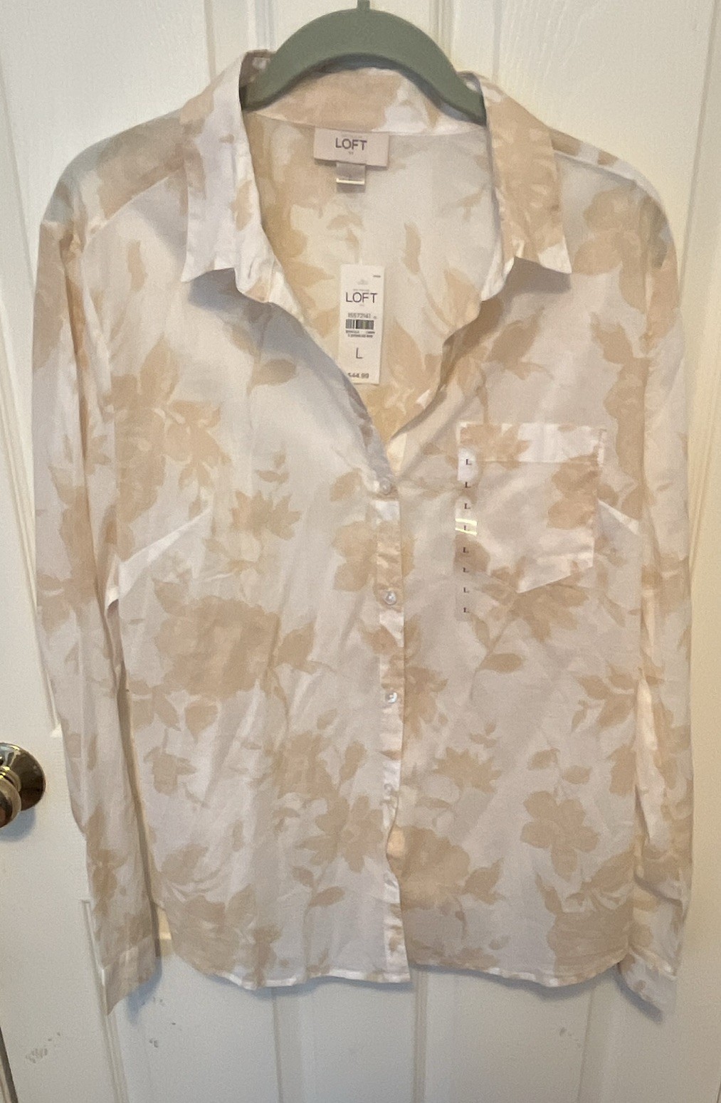 LOFT NWT White Beige Sheer Chiffon Floral Button-Up Collared Blouse Women’s L LOFT NWT White Beige Sheer Chiffon Floral Button-Up Collared Blouse Women’s L