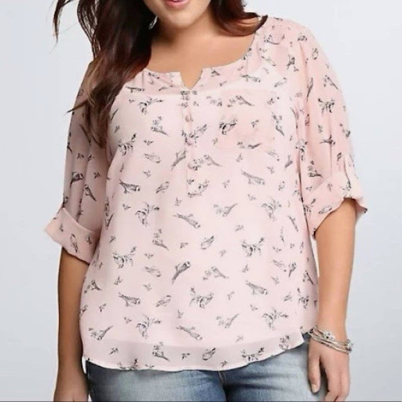 Size 1X Torrid Pink Bird Print Chiffon 3/4 Sleeve Blouse
