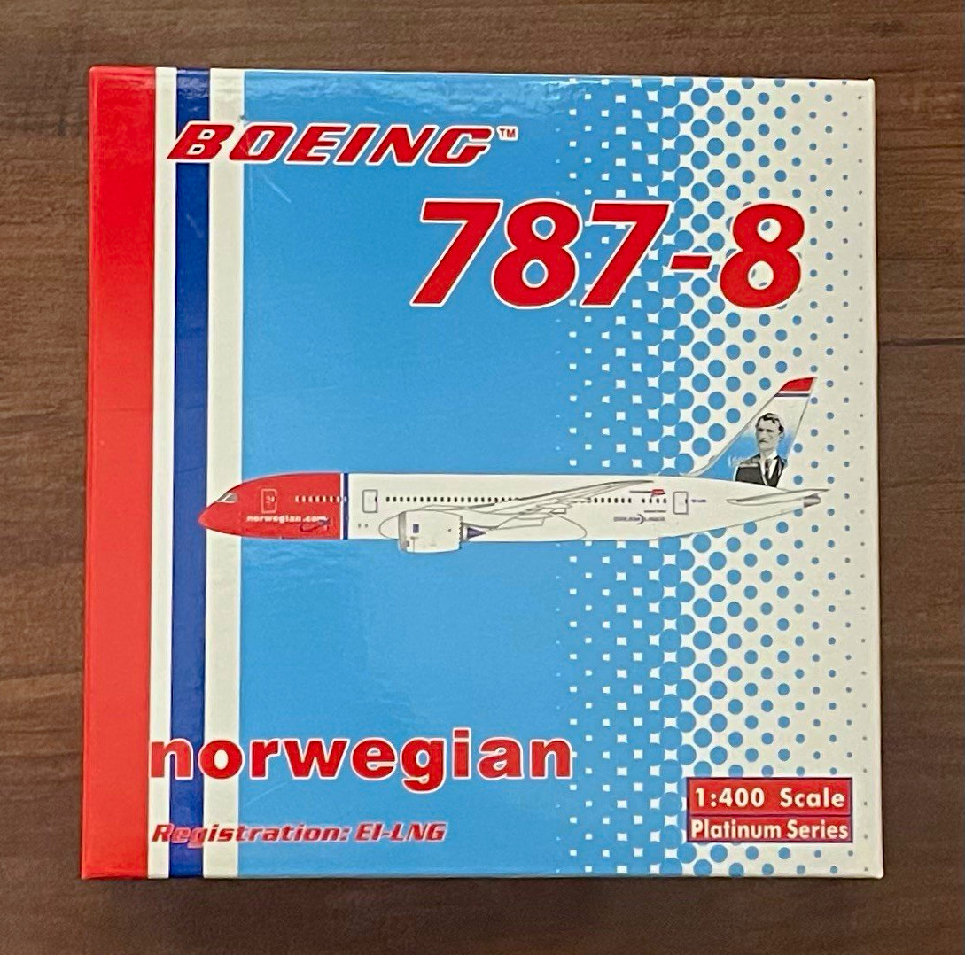Phoenix Models Norwegian Boeing 787-8 EI-LNG Edvard Munch 1:400