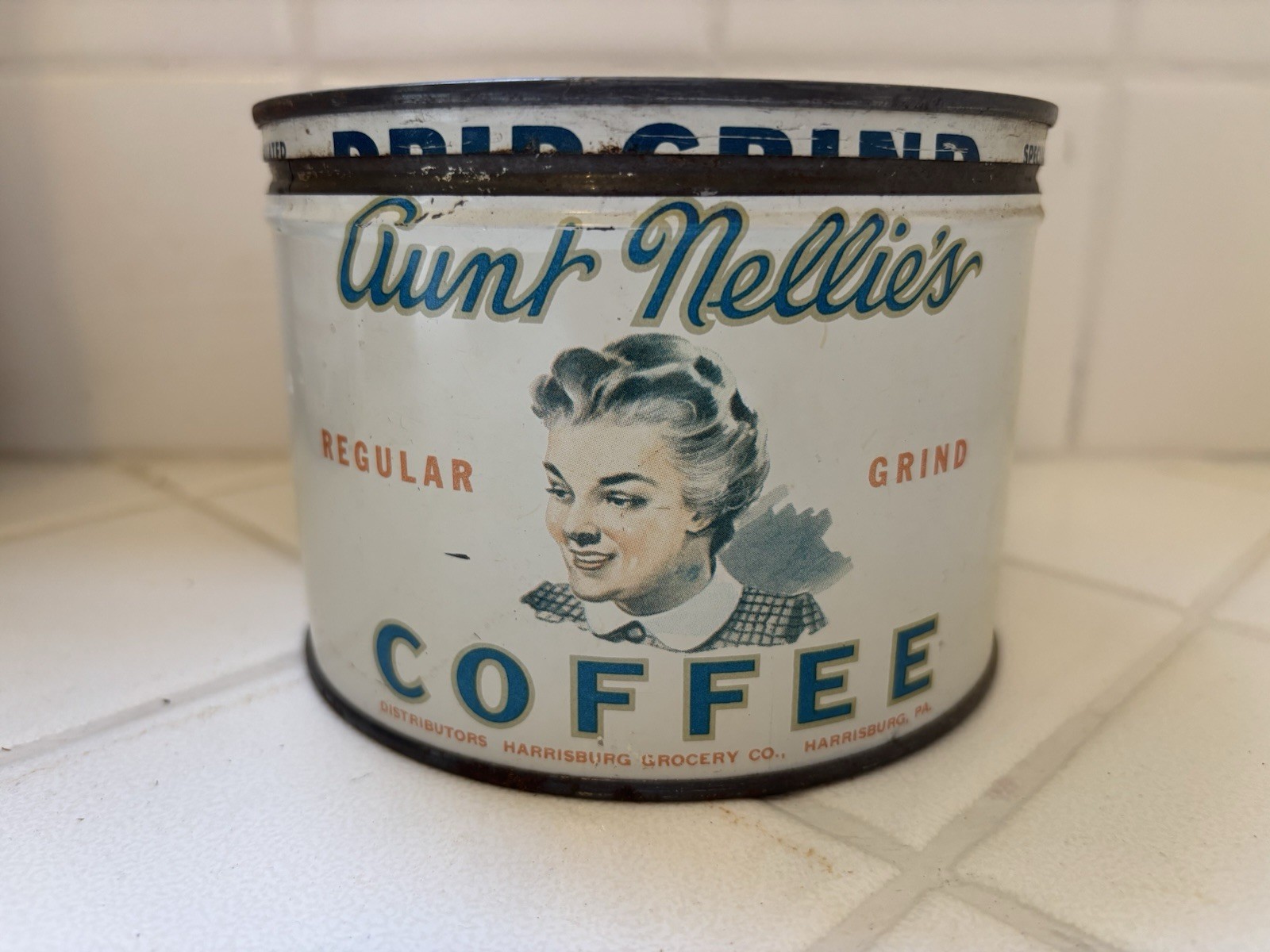 Vintage Aunt Nellie’s Coffee Tin Vintage Aunt Nellie’s Coffee Tin