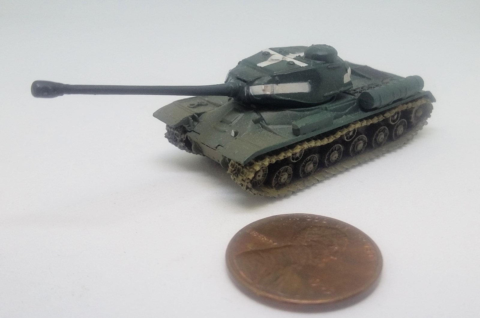 Takara 1/144 World Tank Museum 2. Russian JS-2 Heavy Tank. Command tank. (#30)