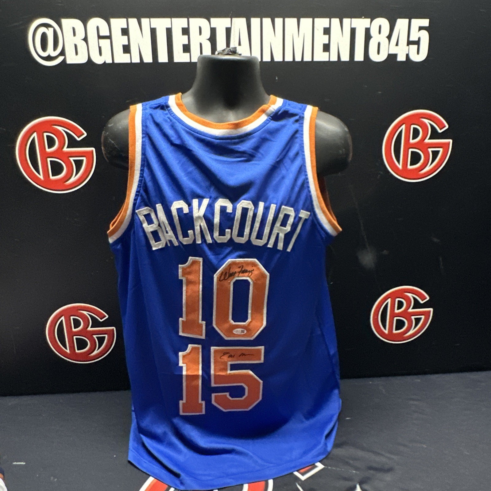 Walt Frazier & Earl Monro Autographed New York Knicks Jersey Signed AUTO JSA COA Walt Frazier & Earl Monro Autographed New York Knicks Jersey Signed AUTO JSA COA