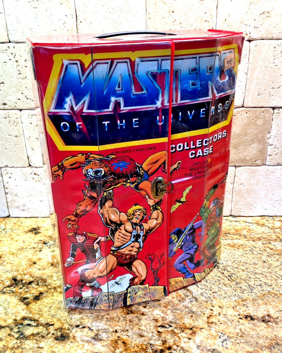 Vintage 1980's Masters Of The Universe 8 Action Figures  With Collectors Case