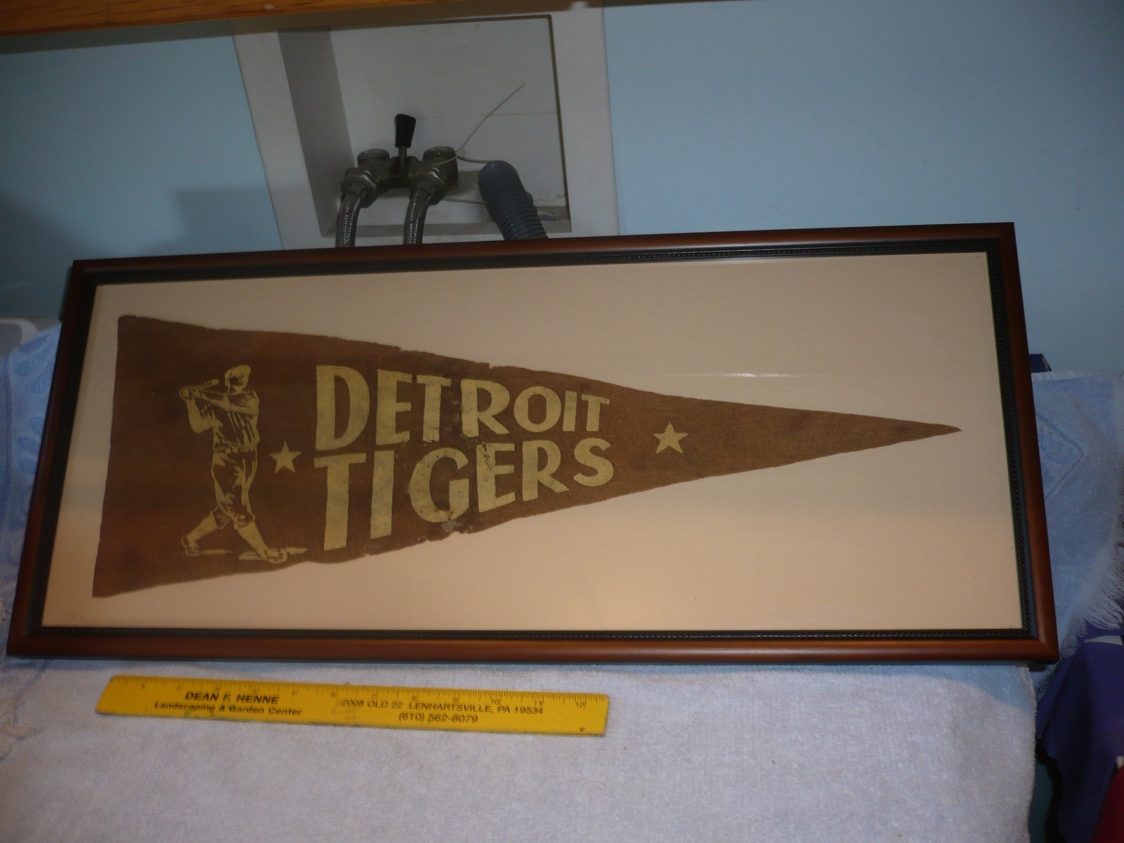 early Detroit Tigers MLB Baseball Team Vintage Felt Pennant Full Size framed early Detroit Tigers MLB Baseball Team Vintage Felt Pennant Full Size framed