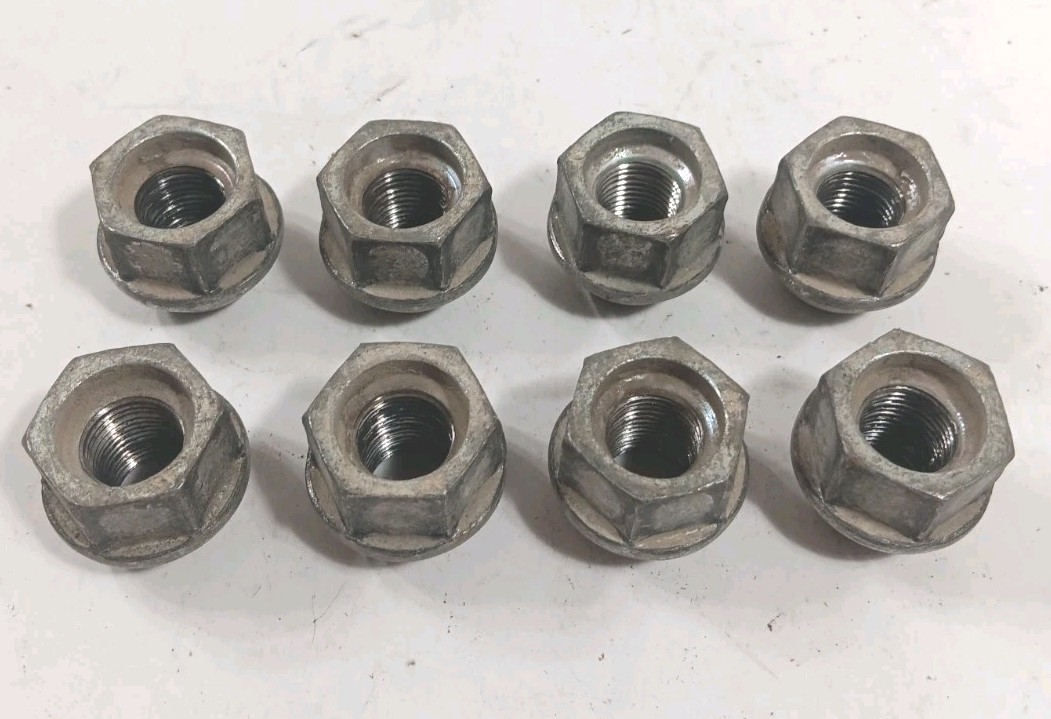 1994-2011 OEM Set Of 8 Dodge Ram 2500 3500 SRW Factory Lug Nuts 1994-2011 OEM Set Of 8 Dodge Ram 2500 3500 SRW Factory Lug Nuts