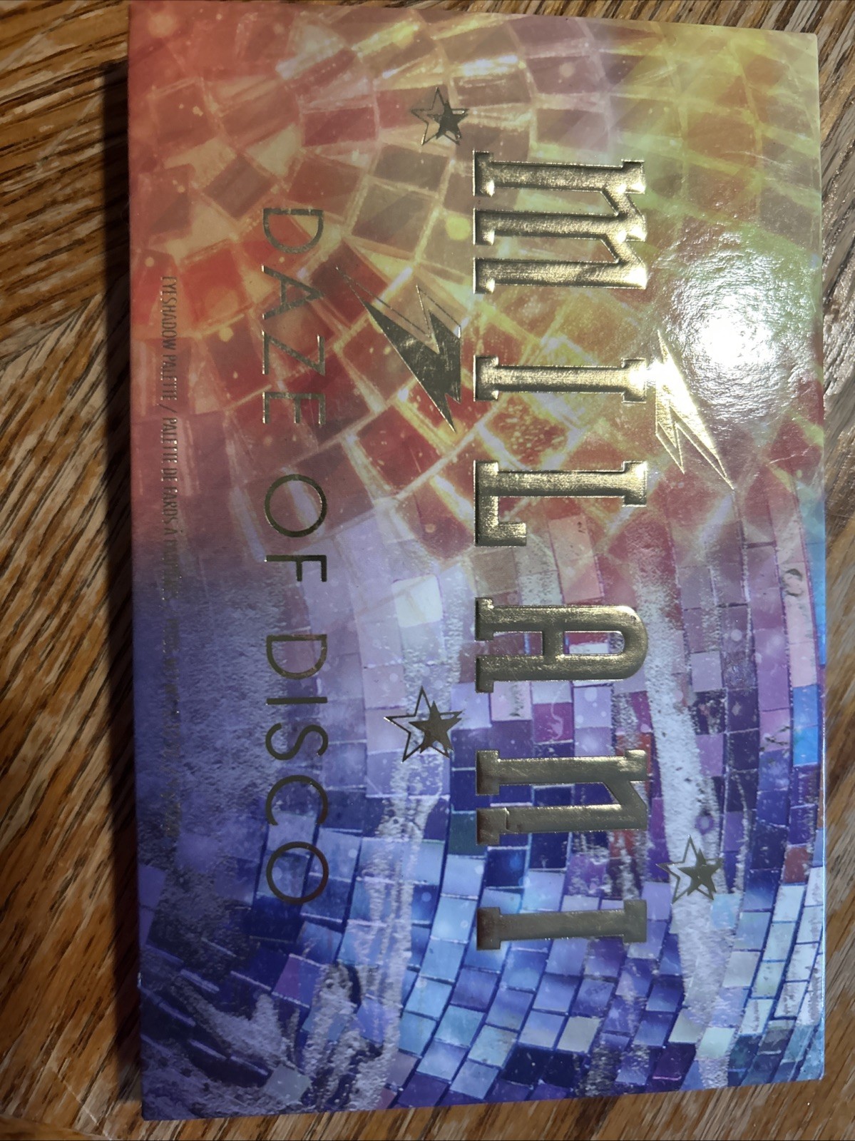 Milani DAZE OF DISCO Hyper Pigmented Eyeshadow Palette Glam Metallic