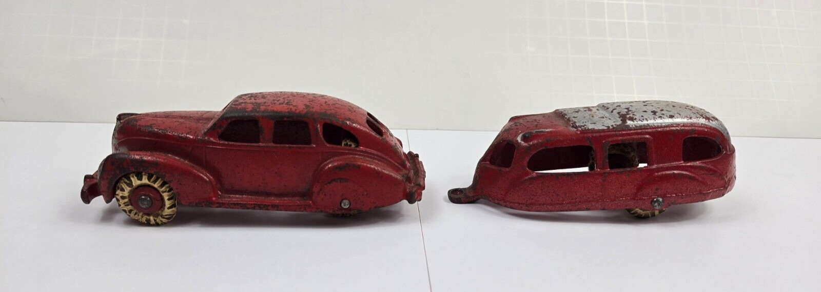 Vintage 1930's Hubley Cast Iron Zephyr Car W/ Trailer