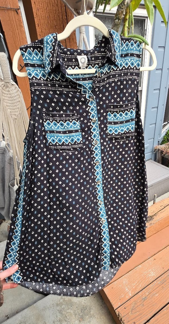 Anthropologie Akemi + Kin Boho Geometric Diamond Sleeveless Button Up Blouse XL