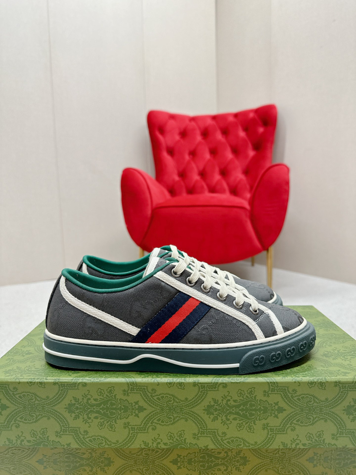 Grey Gucci 1977 Men\'s Sneakers