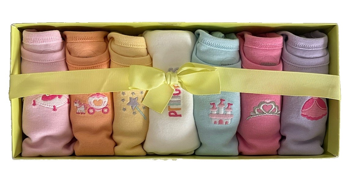NIB Rare Vintage Gymboree Days of the Week Princess Layette Box Set 3-6 months NIB Rare Vintage Gymboree Days of the Week Princess Layette Box Set 3-6 months