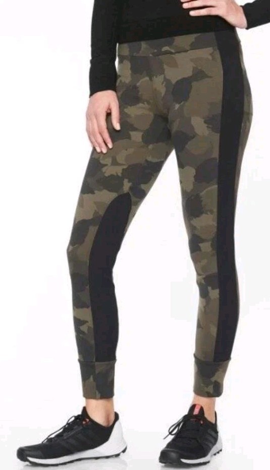 Athleta Essex Hybrid Camo Tight Jogger Pants Olive Size MP