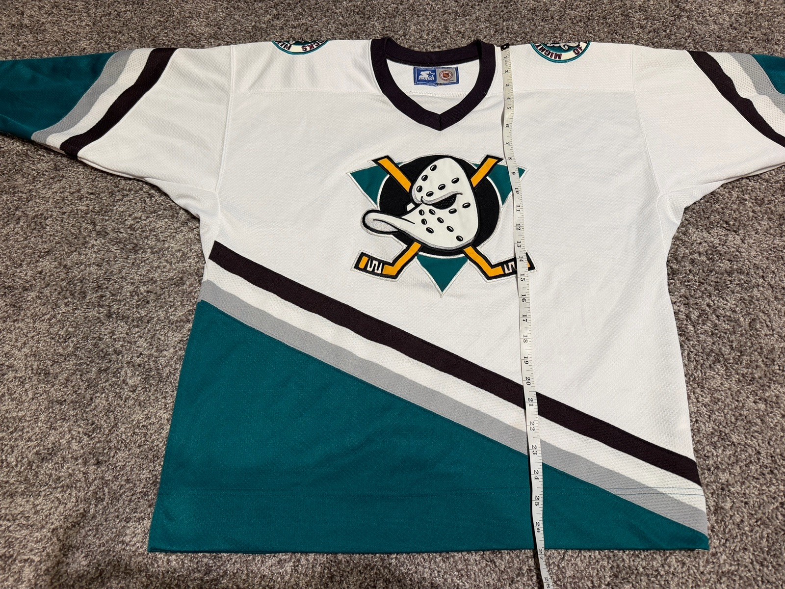 Mighty Ducks Anaheim VTG Starter Hockey Jersey Medium White Teal NHL 90s 