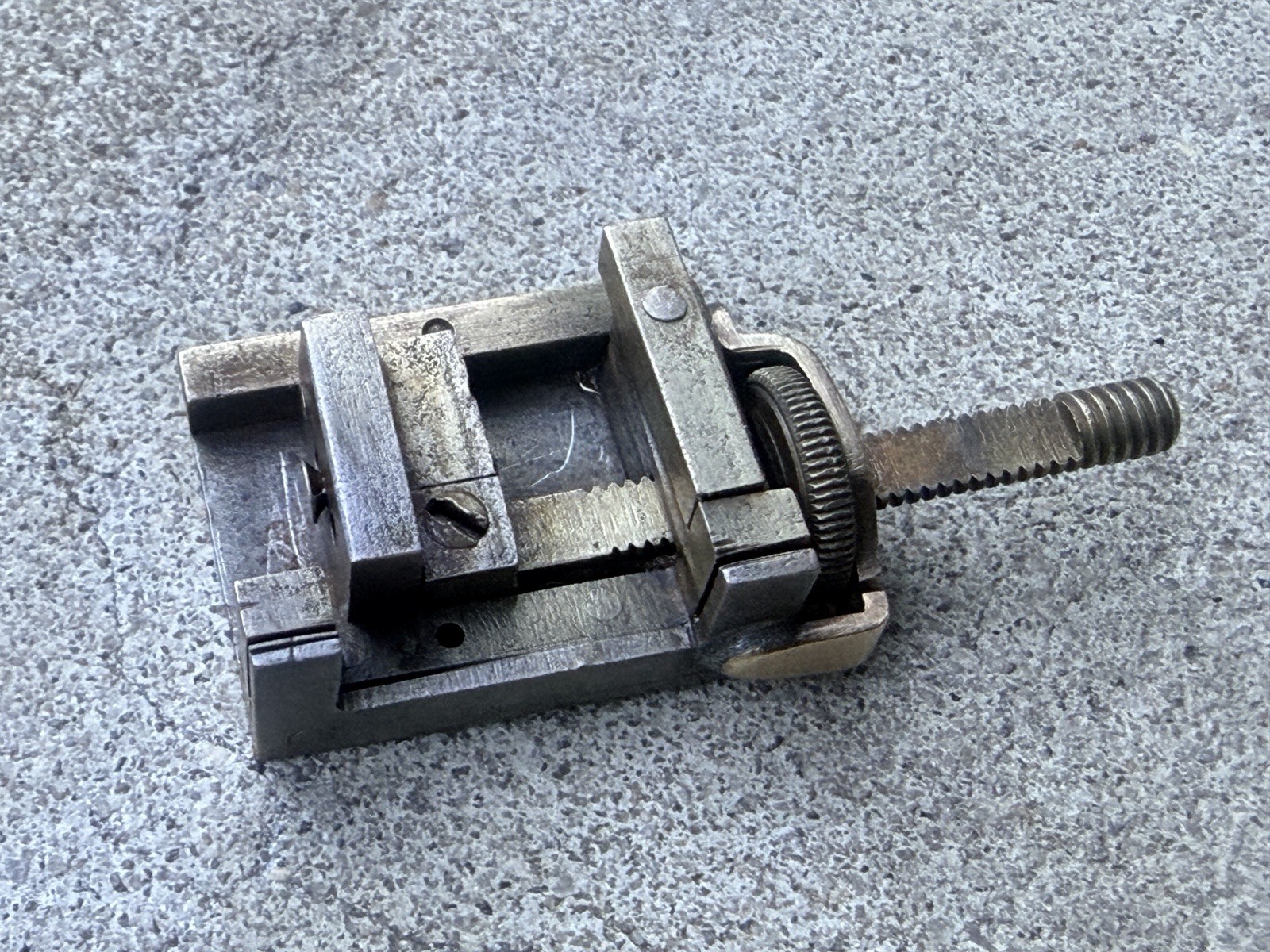 Antique 1900s Miniature Mini Precision Vise Jeweler Watchmaker Machinist Tool