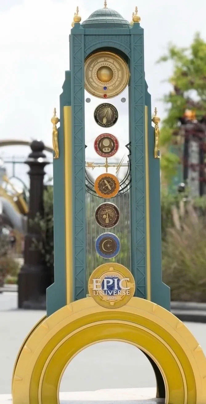 Universal Epic Universe One Year Exclusive Chronos Tower With 5 Medallions Universal Epic Universe One Year Exclusive Chronos Tower With 5 Medallions