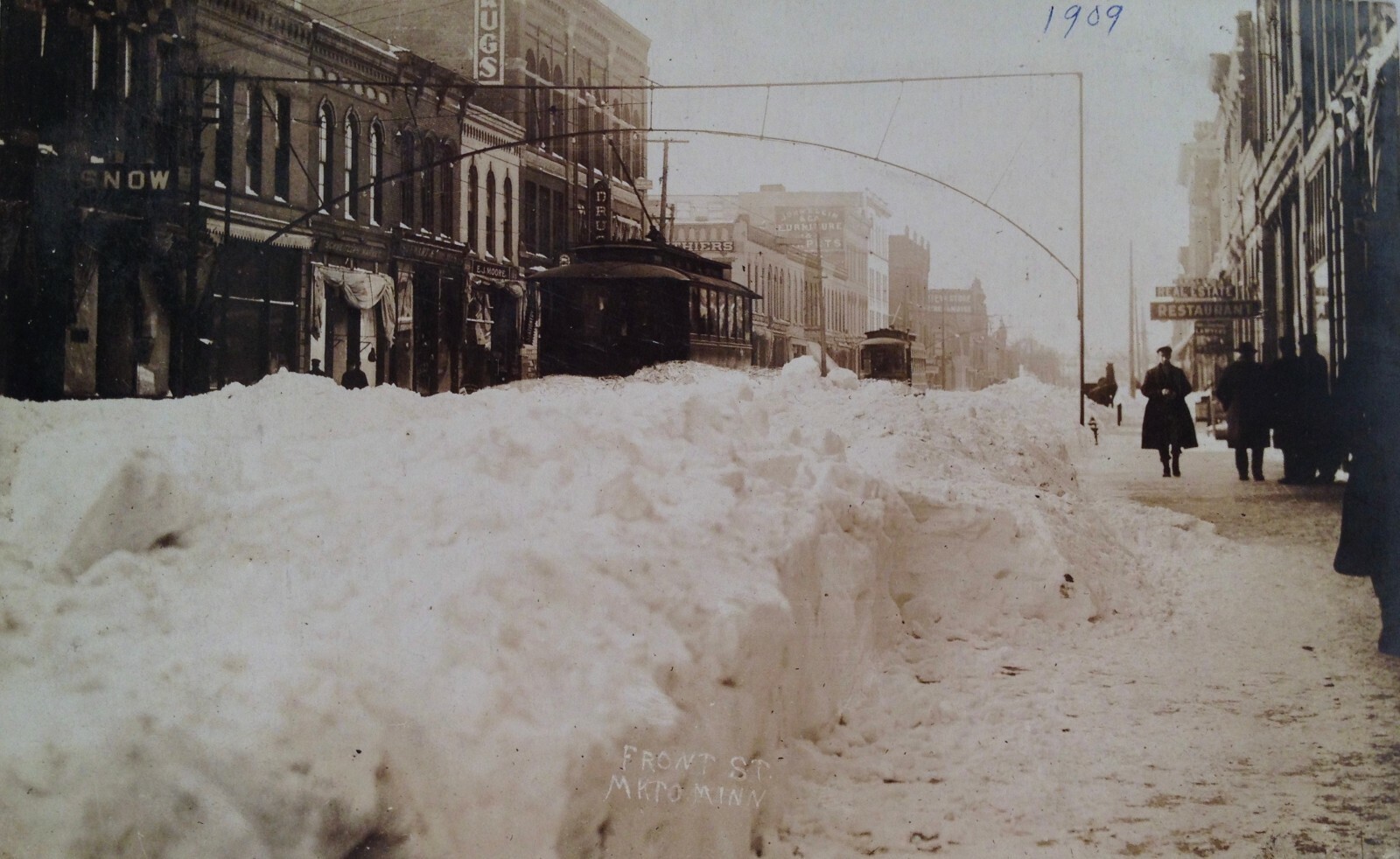 Vintage 1909 Mankato Minnesota Front Street Nice Winter Scene RPPC Postcard 