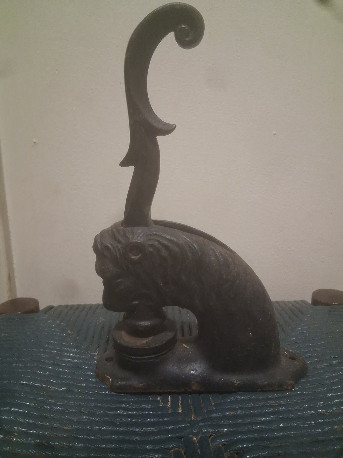 Antique Gothic Large Heavy Cast Iron Lion Head Seal Stamp Antique Gothic Large Heavy Cast Iron Lion Head Seal Stamp