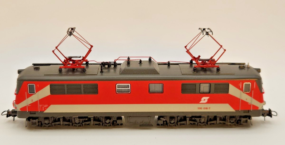 NEW IN BOX ROCO 43760 OBB 1110 ELECTRIC LOCOMOTIVE HO Scale DCC READY