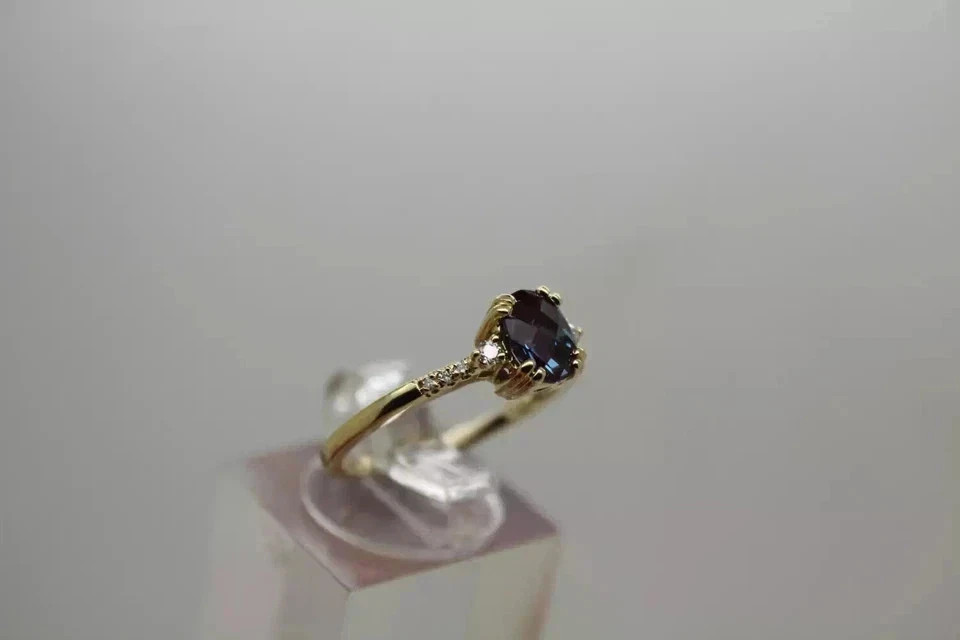 2.23 Ct Oval Cut Natural Alexandrite & Diamond  Ring 14K Yellow Gold Size 6