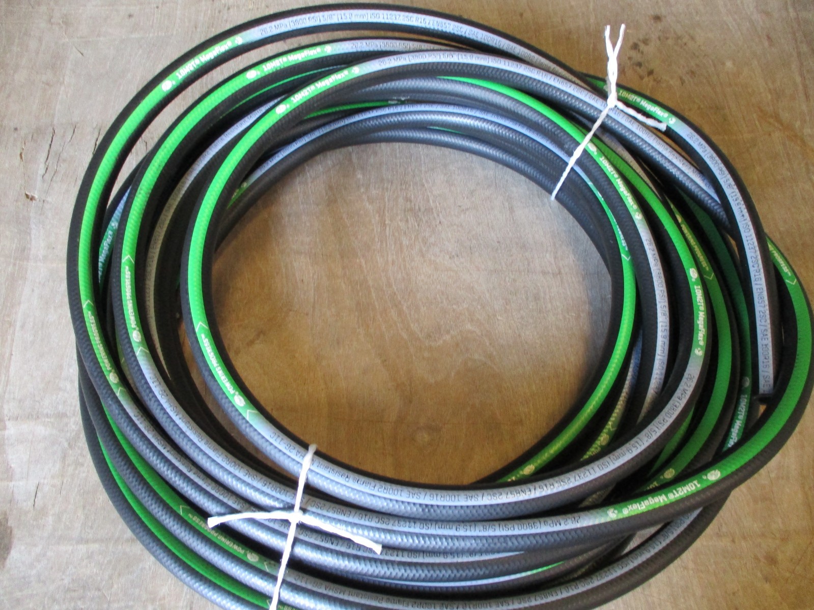GATES HYDRAULIC HOSE 10M2T 5/8 GATES HYDRAULIC HOSE 10M2T 5/8