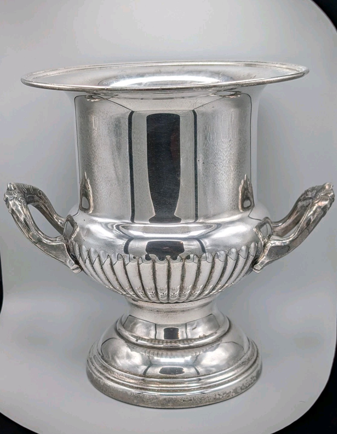Vintage Silver Plated Wine Champagne Bucket Urn Ice Cooler Gadrooned Handles 10