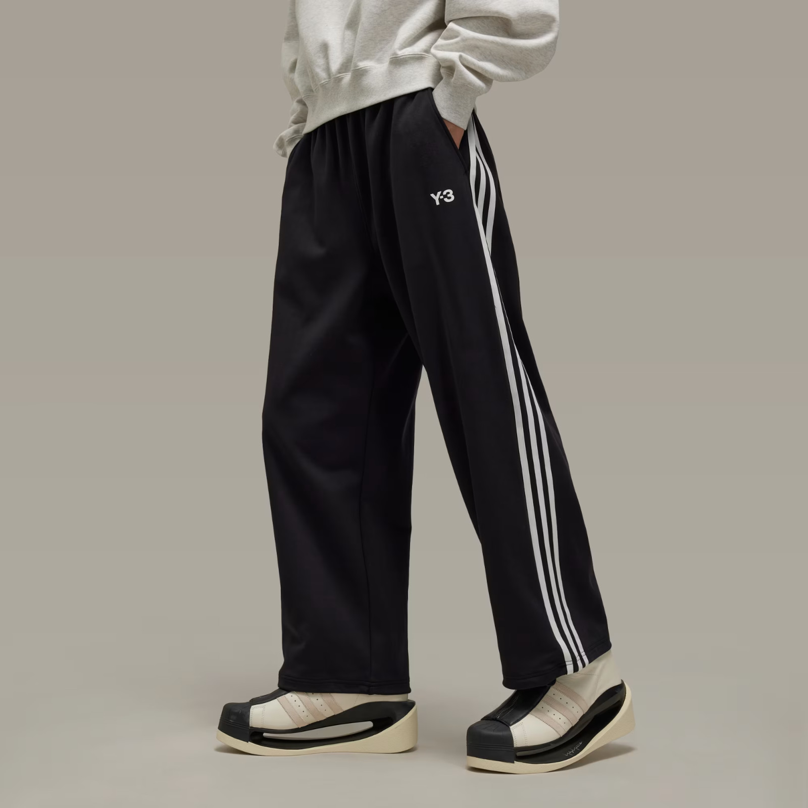 ADIDAS x Y-3 YOHJI YAMAMOTO 3 STRIPES TRACK PANTS IW7457 WOMEN\'S SIZE XS